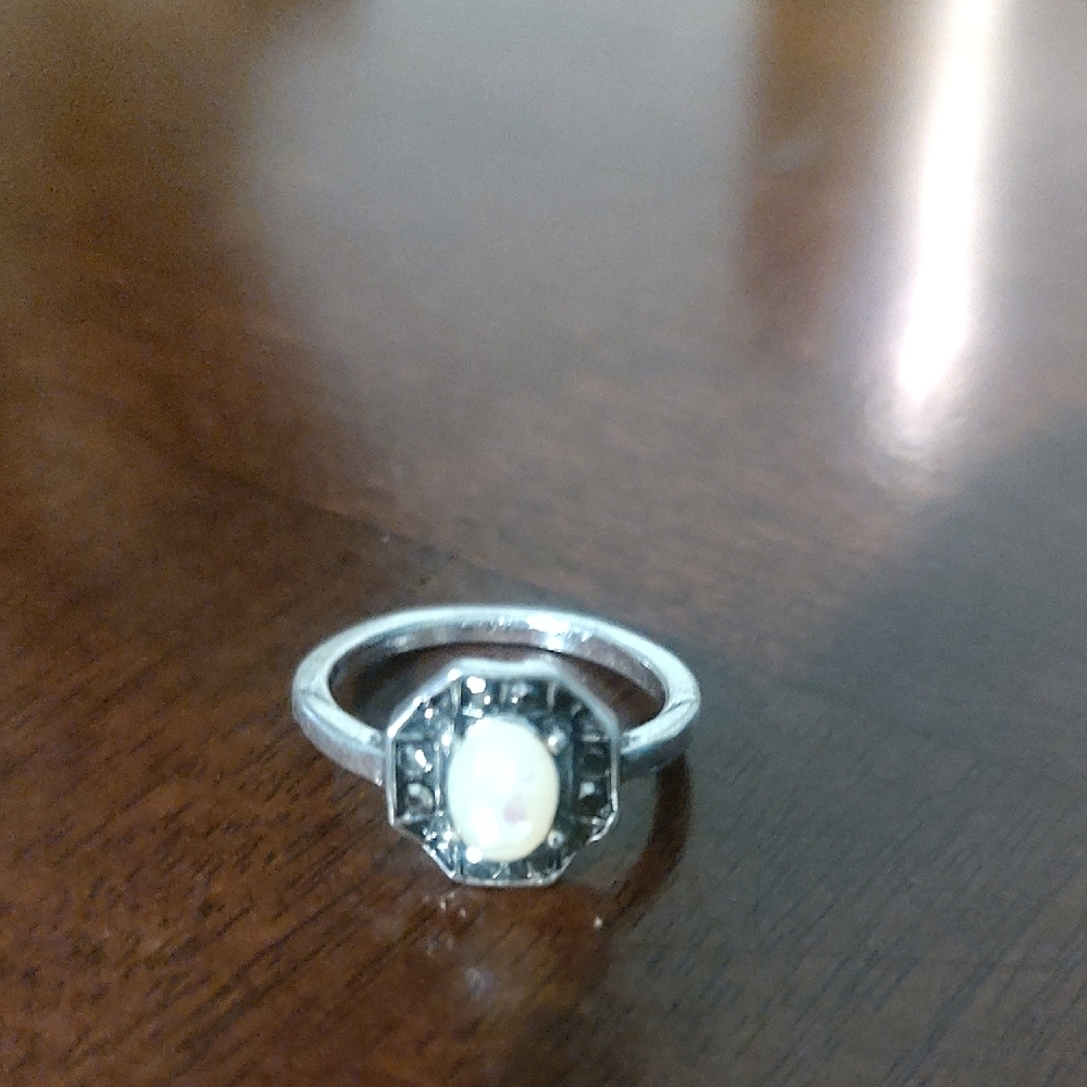 Silver Pearl Ring with Black Accents